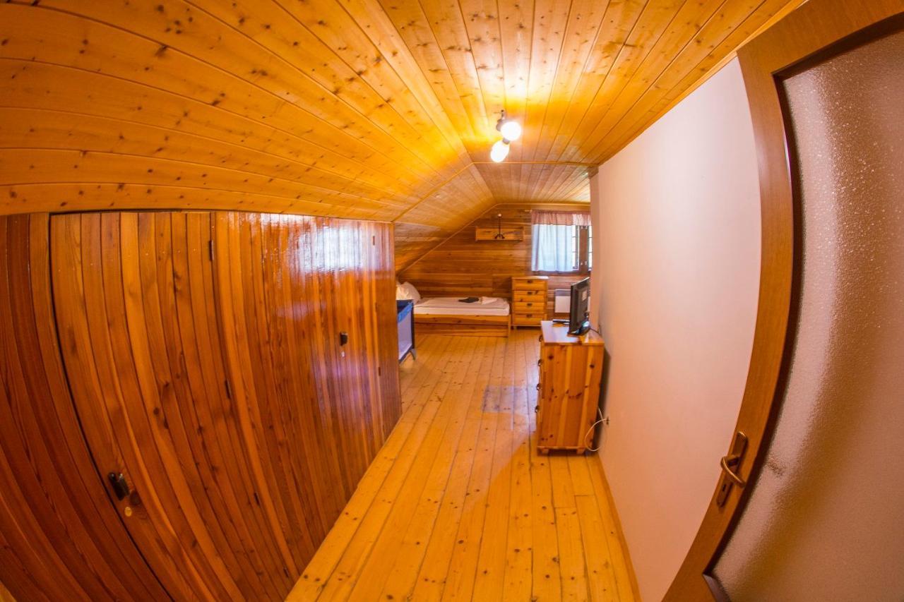 Elsa Chalet Kunvald